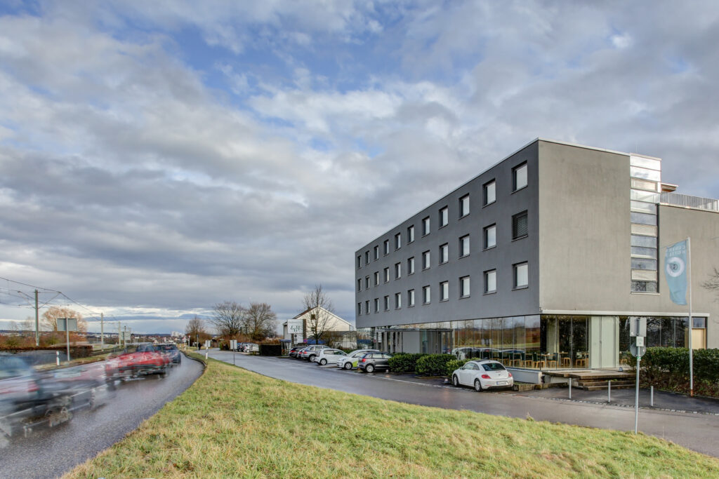 Home 10 eXo fly hotel stuttgart exterior view 2