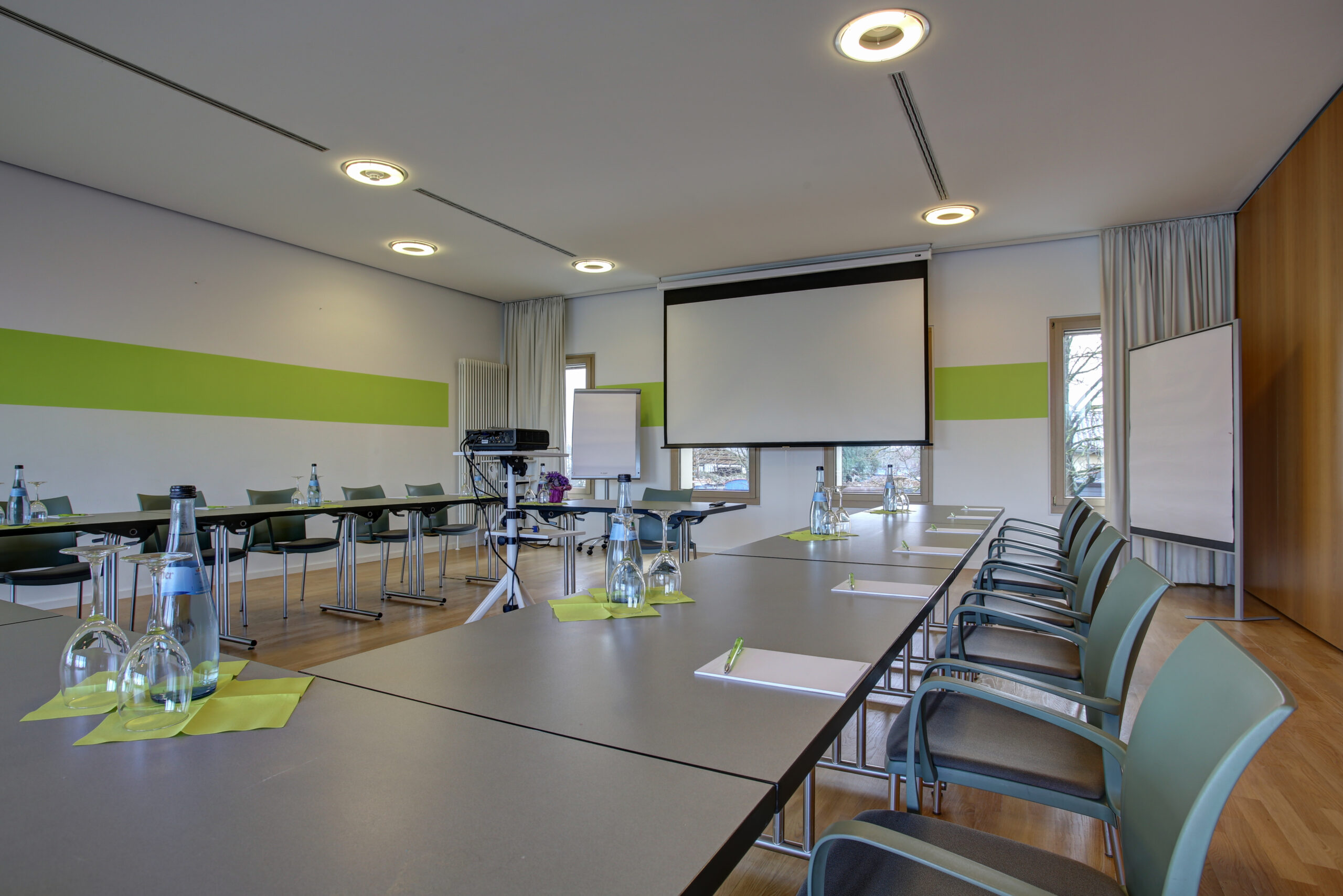 eXo fly hotel stuttgart meeting room 6 scaled